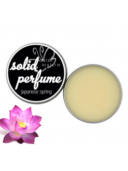 Festes Parfumwachs mit grünem Duft nach zarten Rosenblüten & betörendem Lotus