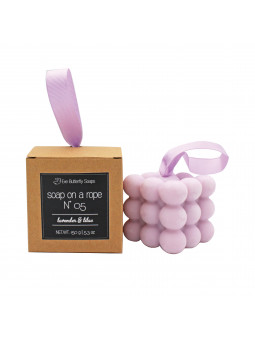 Massageseife mit dem Duft nach Lavendel und Flieder